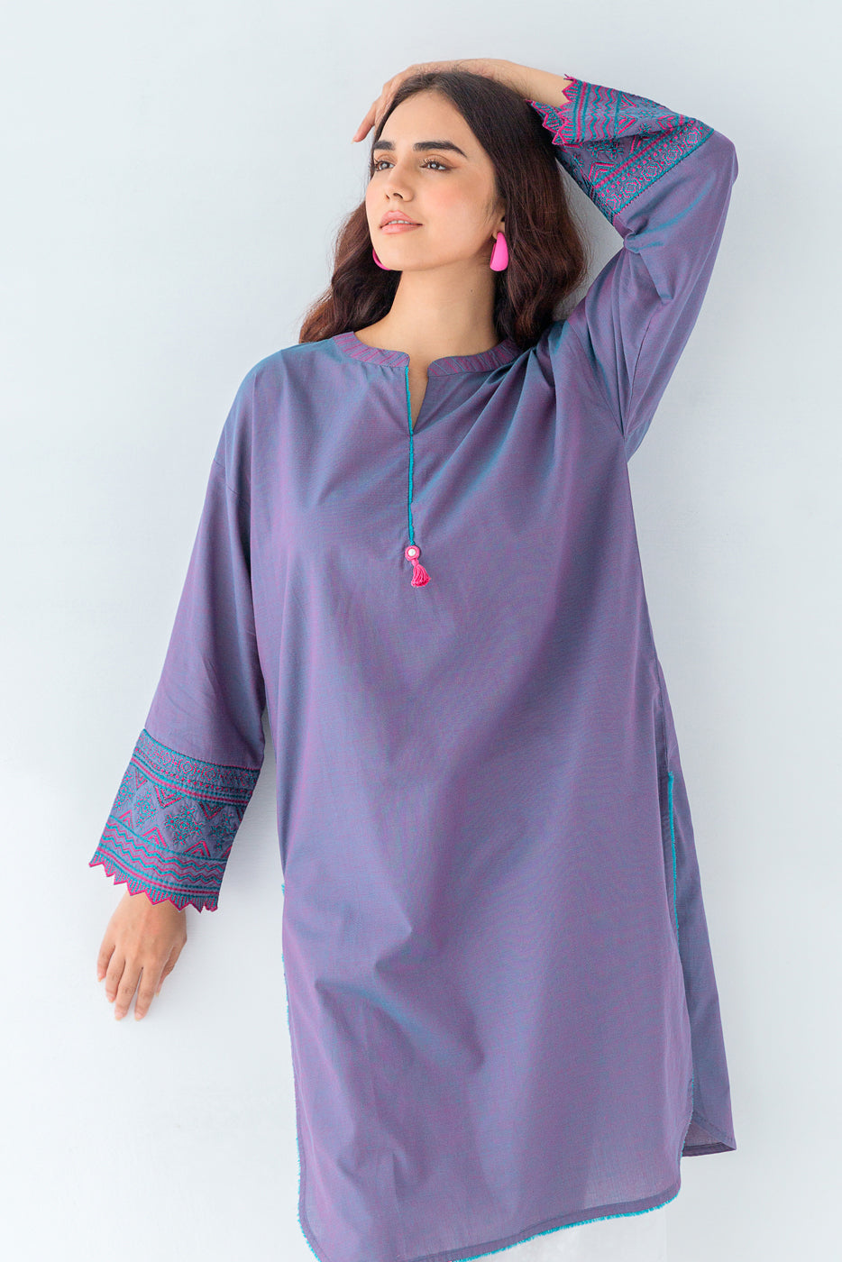 EMBROIDERED CHAMBRAY SHIRT (PRET)