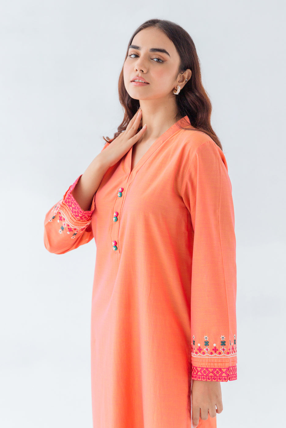EMBROIDERED CHAMBRAY SHIRT (PRET) - BEECHTREE
