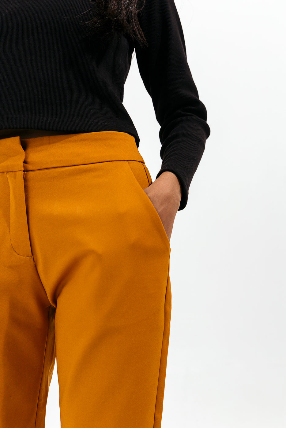 OCHRE CROPPED PANTS