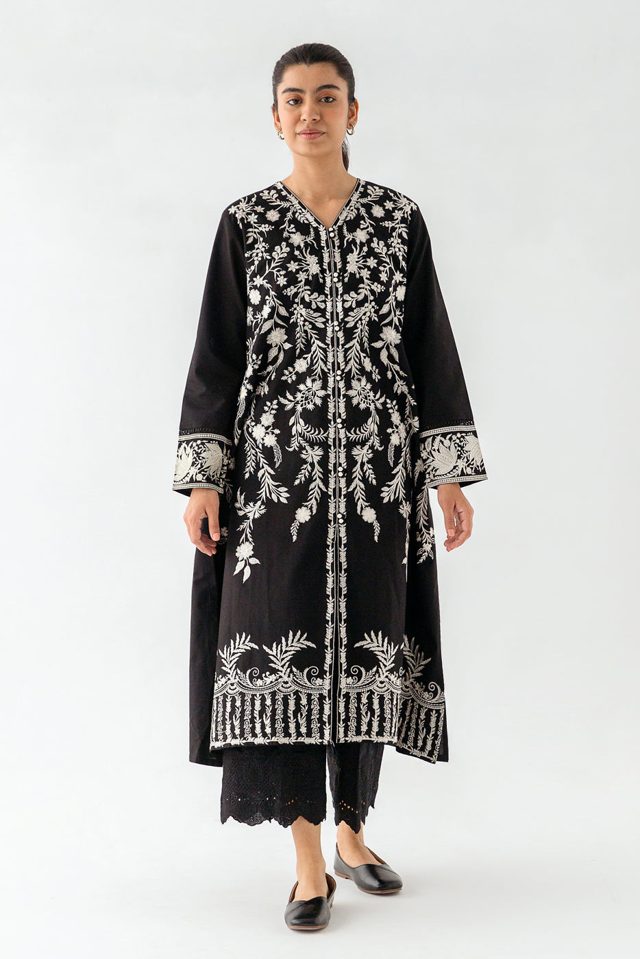 EMBROIDERED KHADDAR SHIRT (PRET)