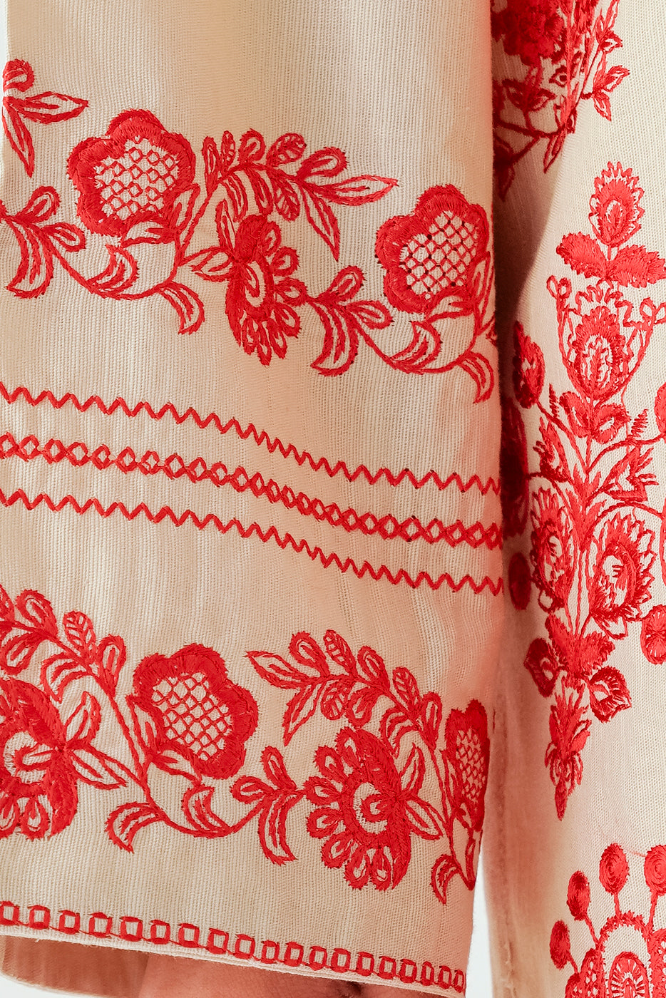 EMBROIDERED SLUB KHADDAR SHIRT (PRET)