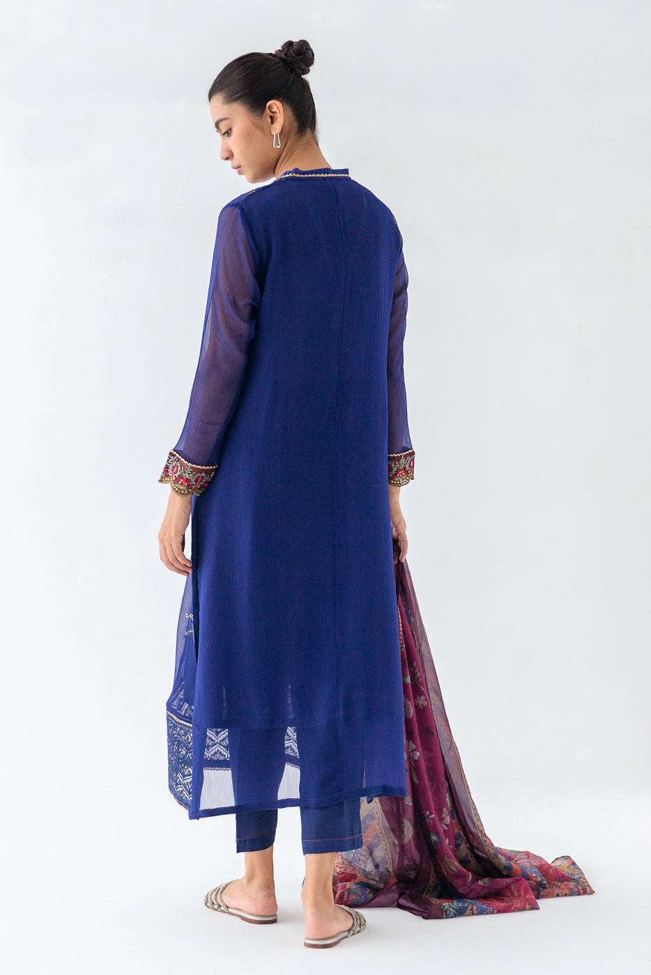 2 PIECE EMBROIDERED CHIFFON SUIT (LUXURY PRET)