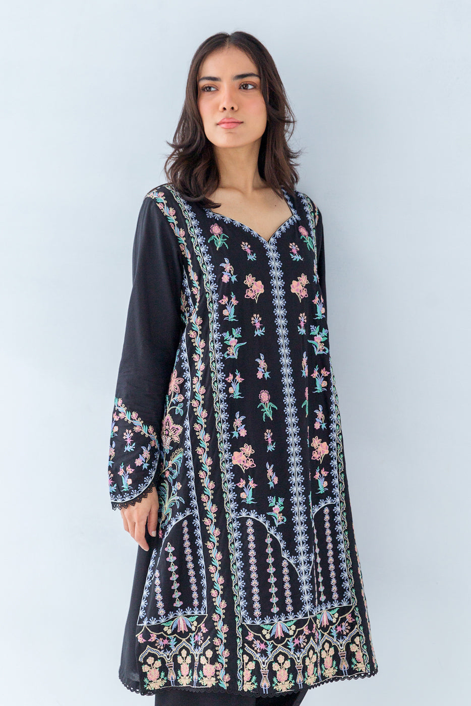 EMBROIDERED LAWN SHIRT (PRET)