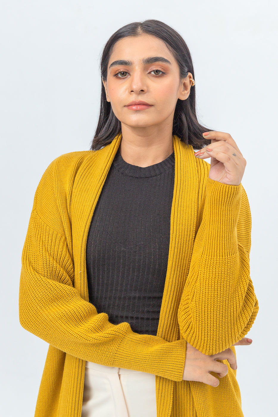 KNITTED SHRUG