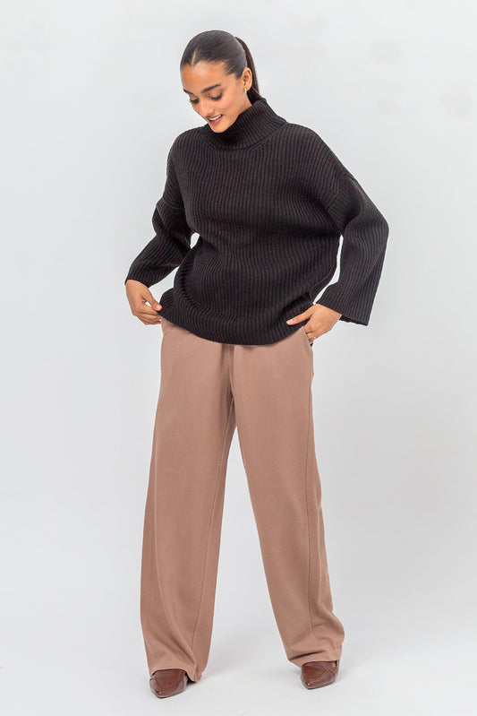 RIBBED TURTLE NECK SWEATER