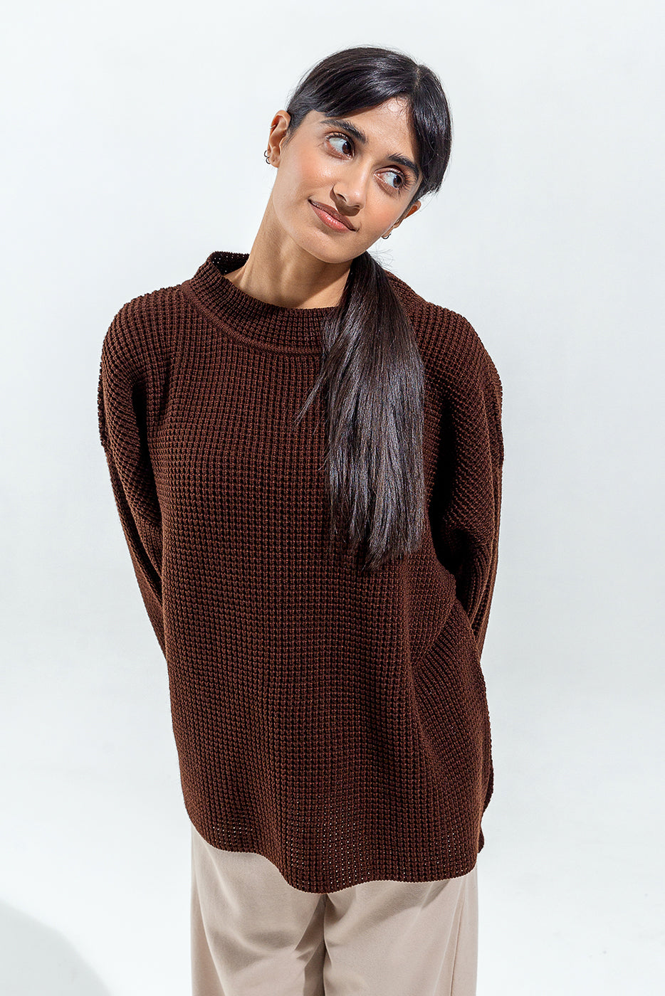 BROWN KNITTED PULLOVER