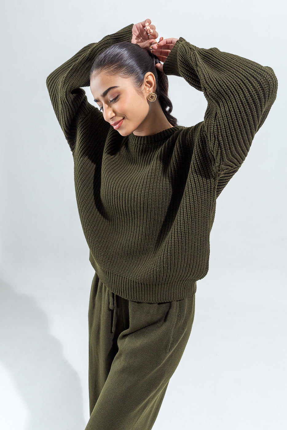 LOOSE FIT PULLOVER