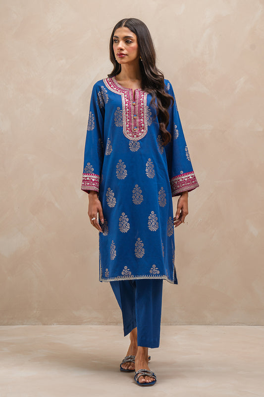 2 PIECE EMBROIDERED JACQUARD SUIT (LUXURY-PRET)