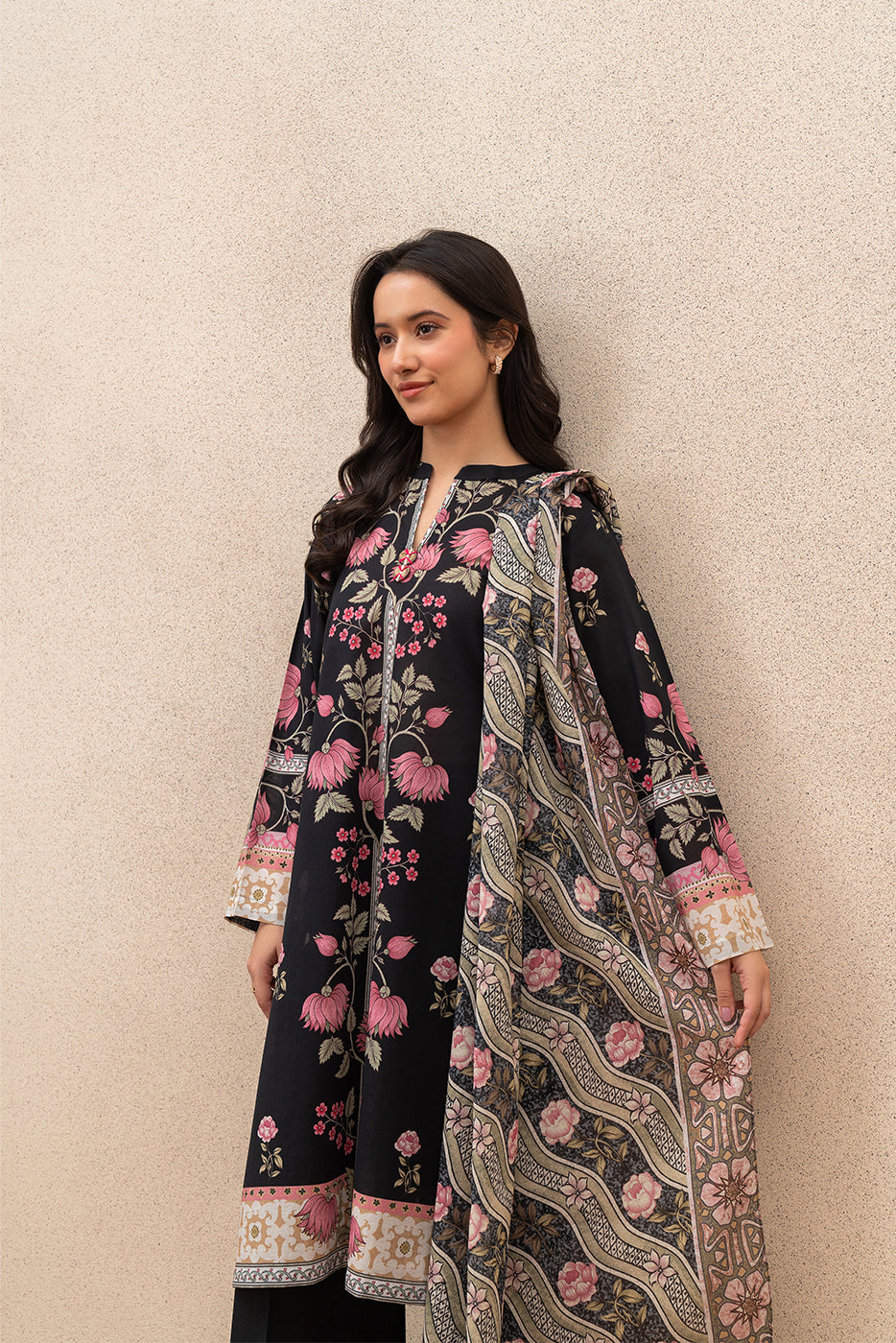 3 PIECE PRINTED LAWN SUIT (PRET)