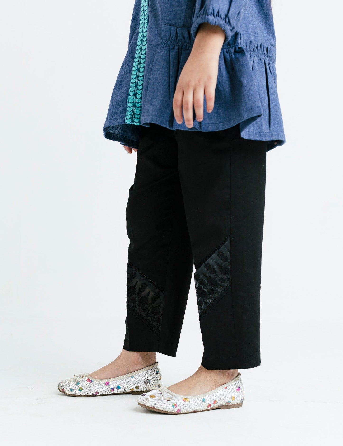 Embroidered HEM TROUSER