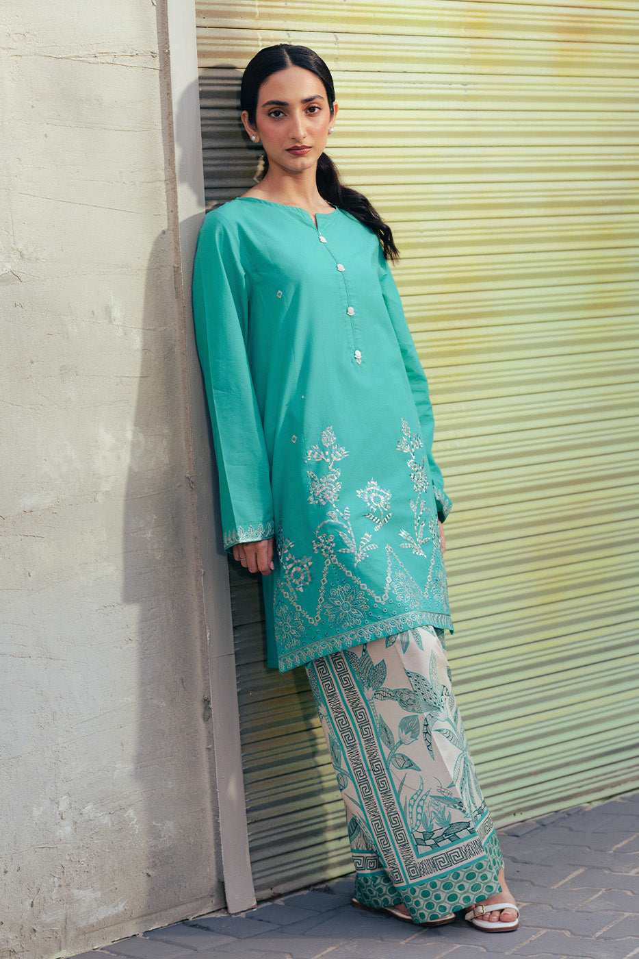 2 PIECE EMBROIDERED LAWN SUIT-MINT EDEN (UNSTITCHED)