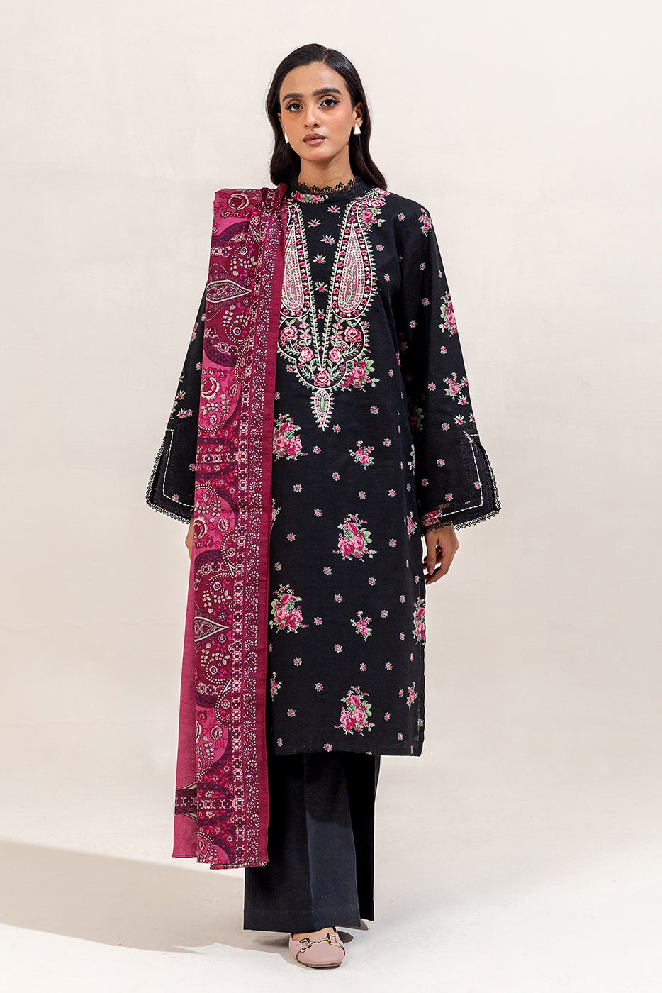 3 PIECE EMBROIDERED KHADDAR SUIT-EBONY ROSETTE (UNSTITCHED)