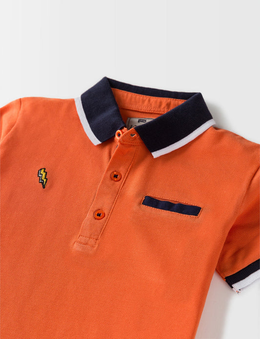 CONTRAST COLLAR POLO