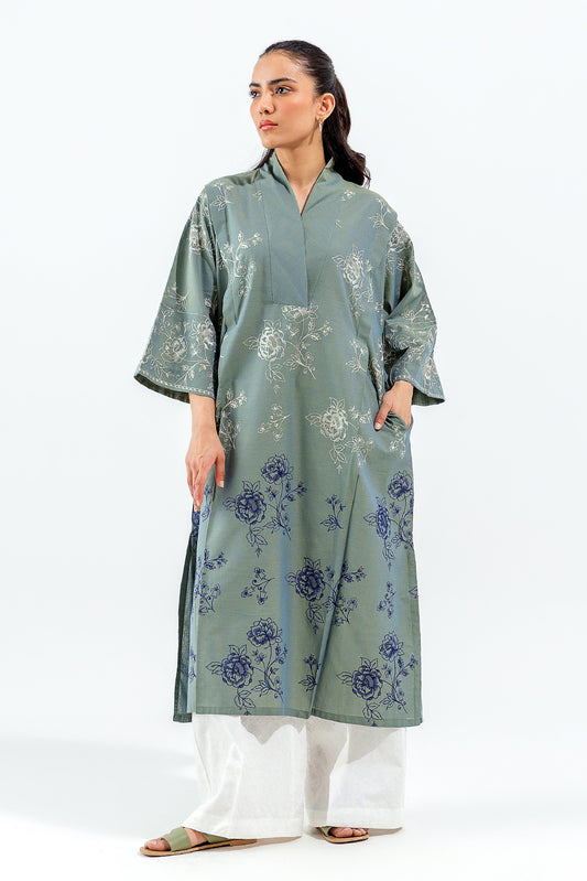 EMBROIDERED CHAMBREY SHIRT (PRET)