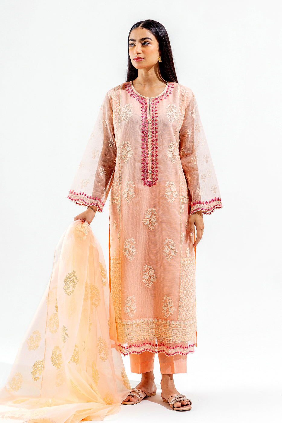 3 PIECE EMBROIDERED KARANDI SUIT (LUXURY PRET)