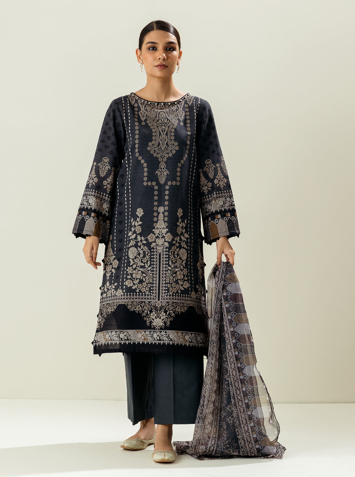 3 PIECE - PRINTED KHADDAR SUIT - KEYSTONE GRAY MORBAGH WN_22   