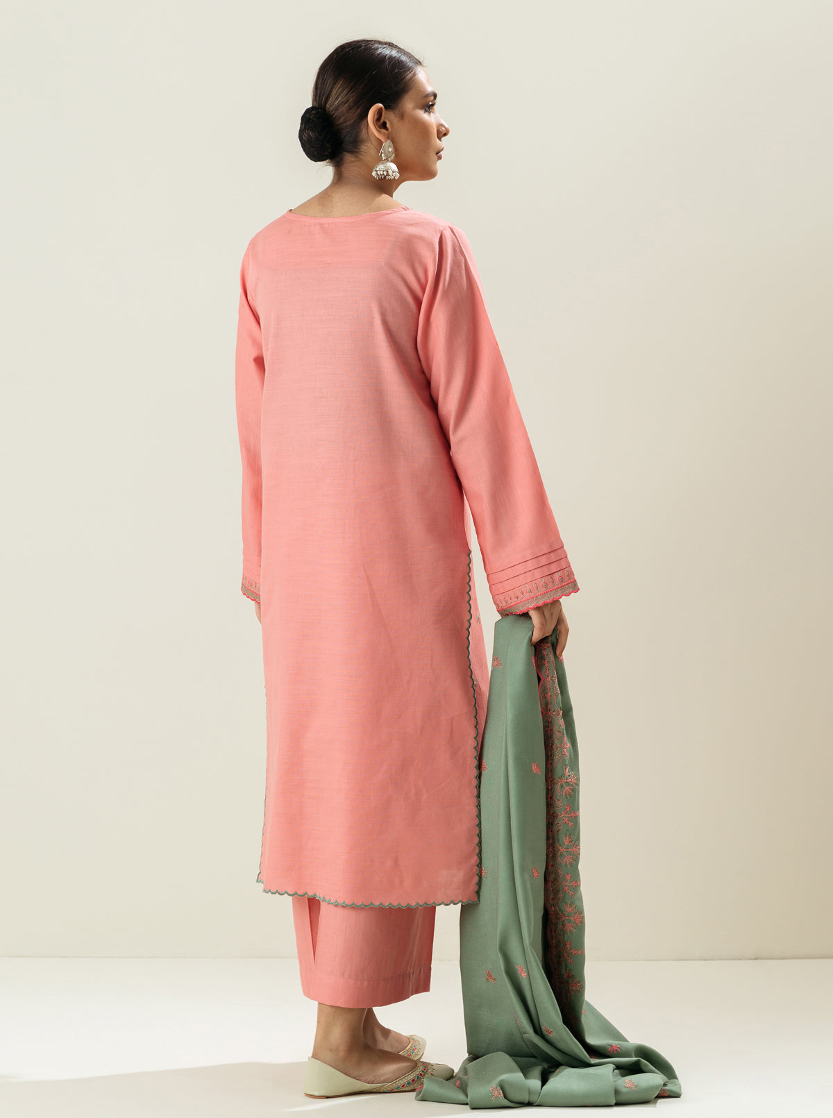 3 PIECE - EMBROIDERED  KHADDAR SUIT - PINK SHADOW MORBAGH WN_22   