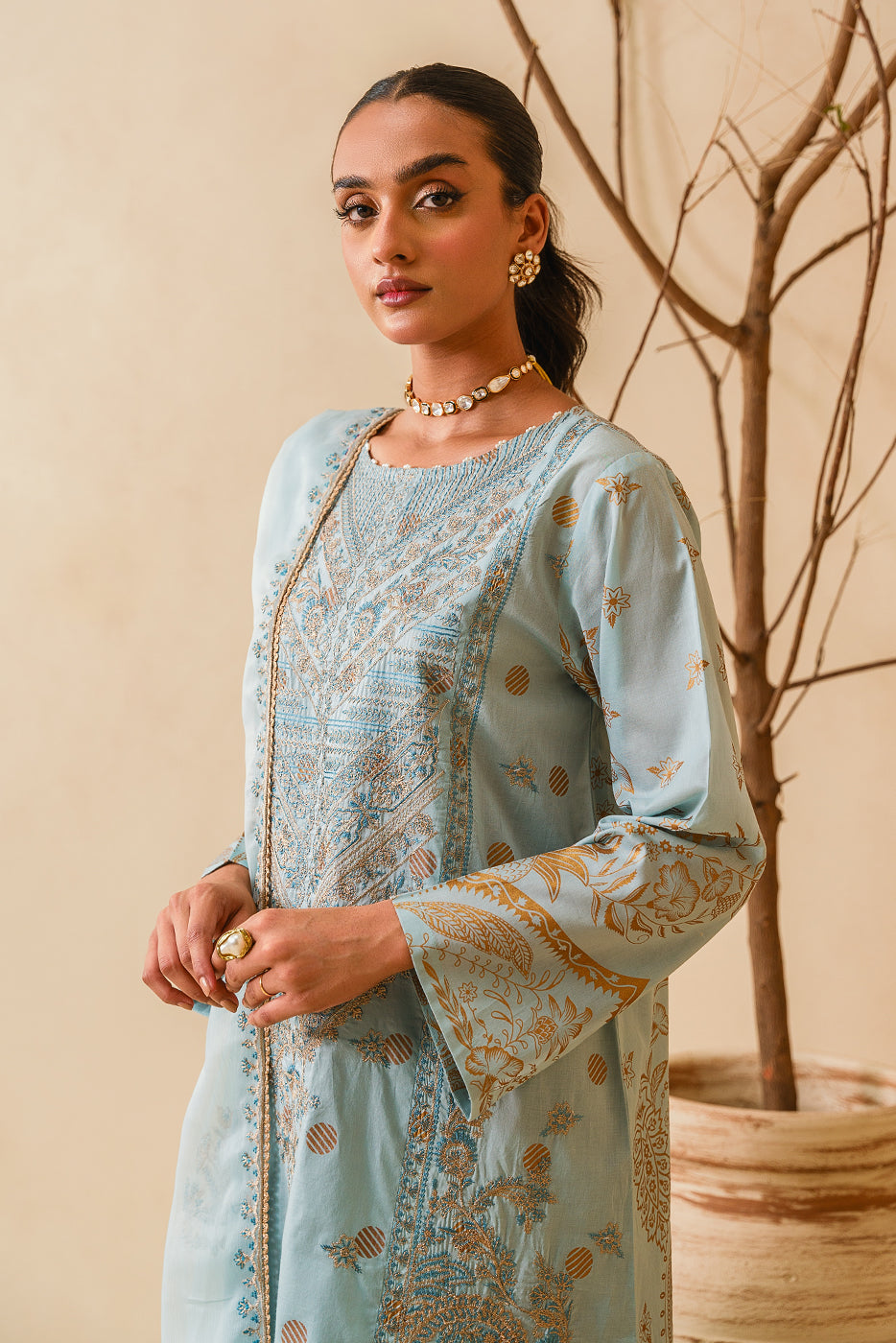 3 PIECE EMBROIDERED LAWN SUIT-ARCTIC AURORA (UNSTITCHED)