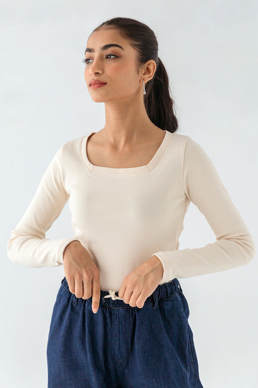 OFF WHITE STRAIGHT NECK TOP