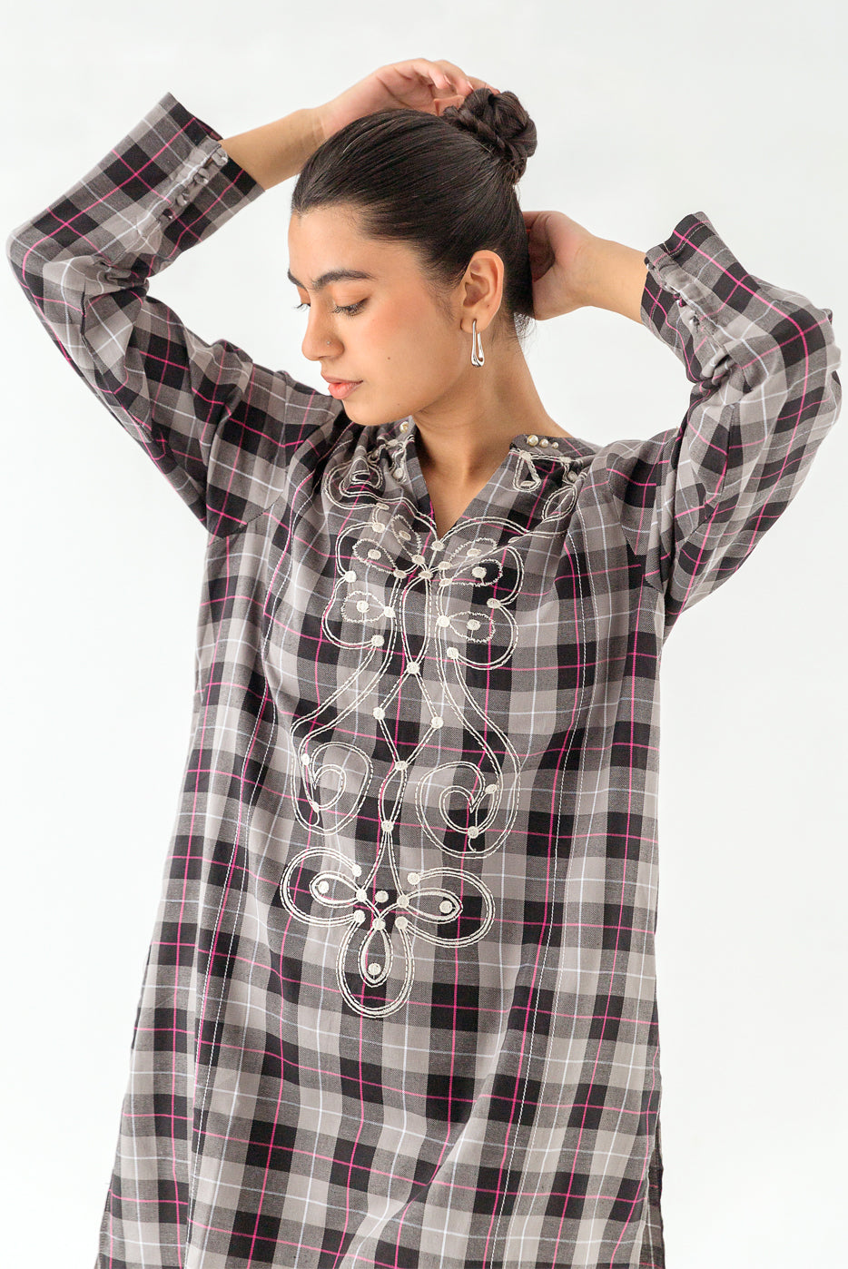 EMBROIDERED KHADDAR SHIRT (PRET)
