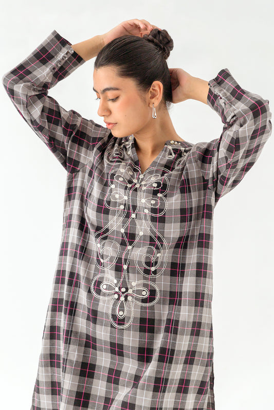 EMBROIDERED KHADDAR SHIRT (PRET)