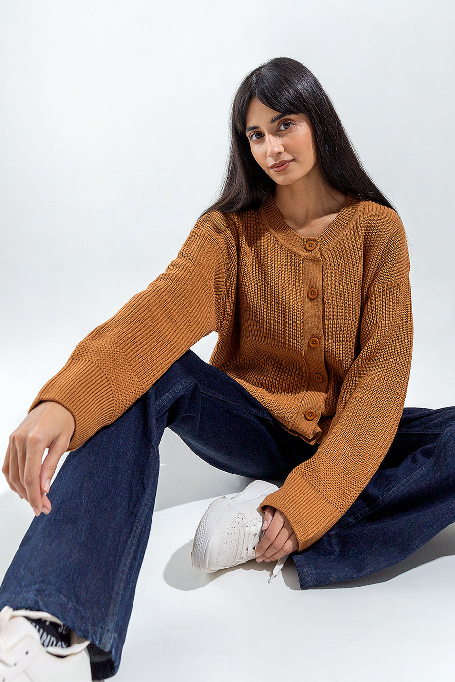Knitted Crew Neck Cardigan - BEECHTREE
