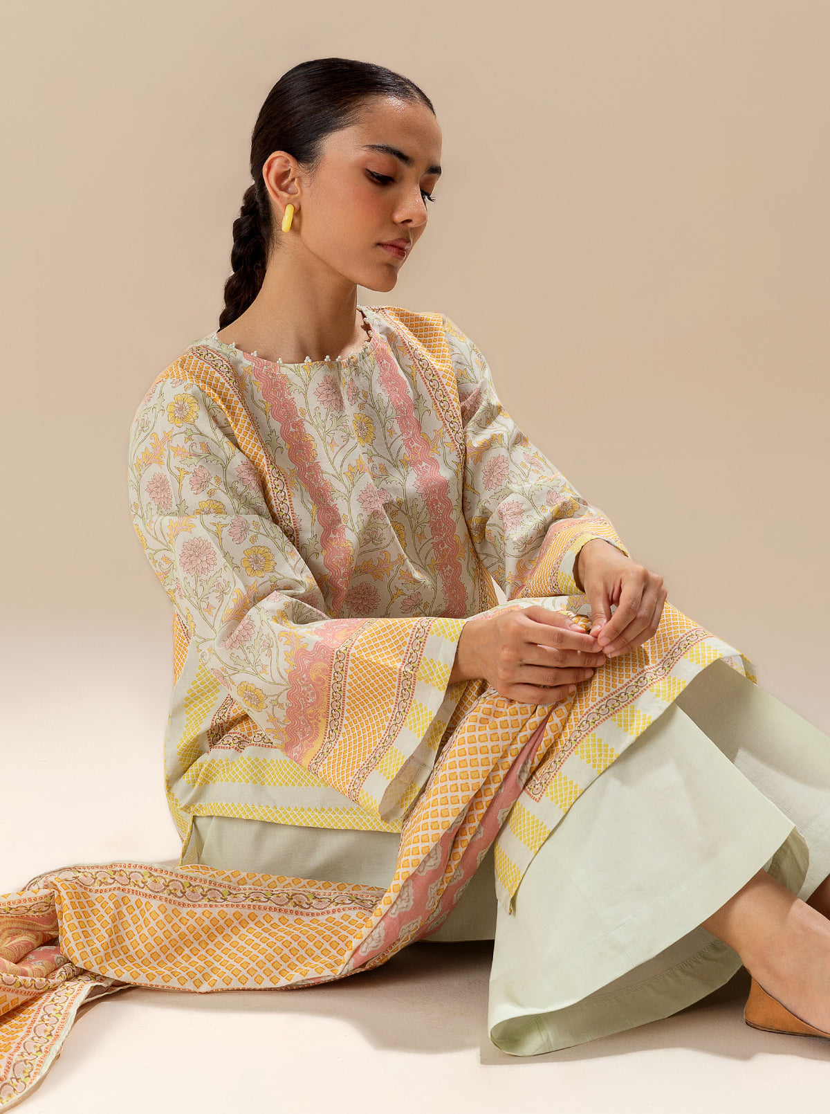 3 PIECE PRINTED LAWN SUIT-SPRING SKIES BT-MORBAGH SU_24   