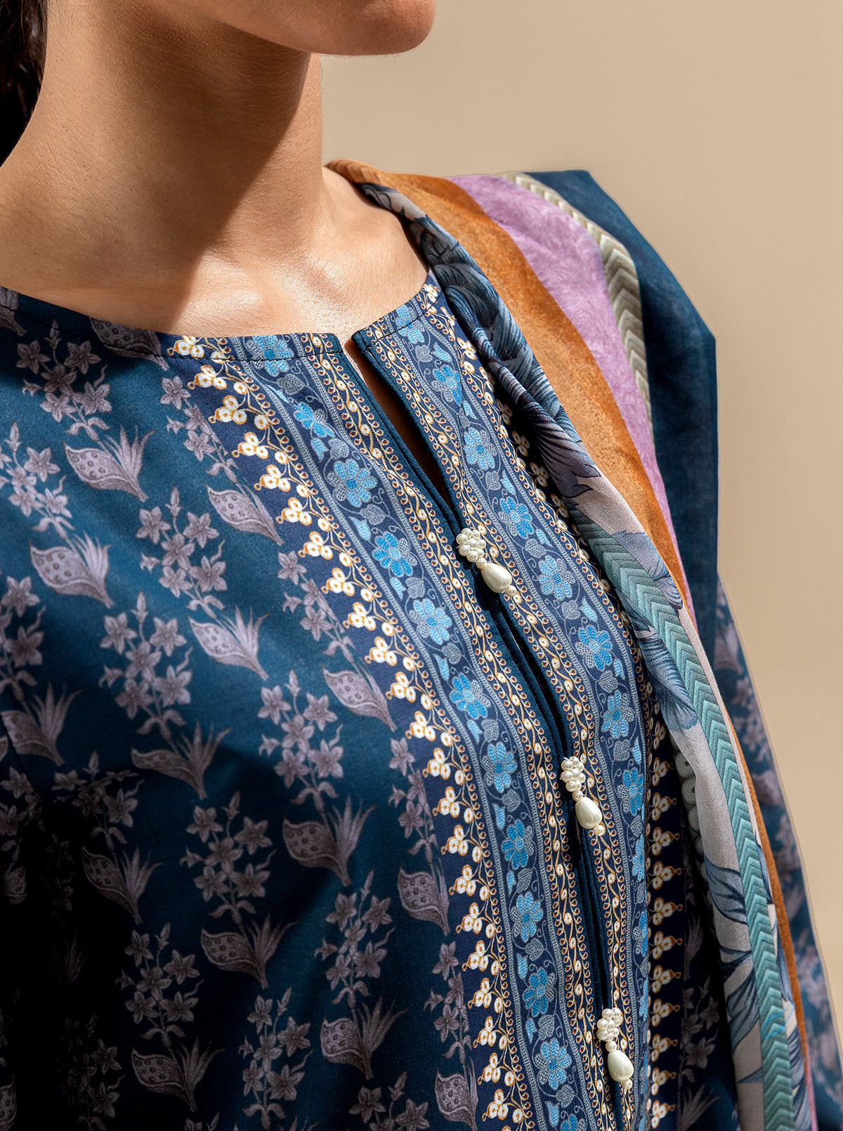 3 PIECE PRINTED LAWN SUIT-MIDNIGHT TRADITION BT-MORBAGH SU_24   