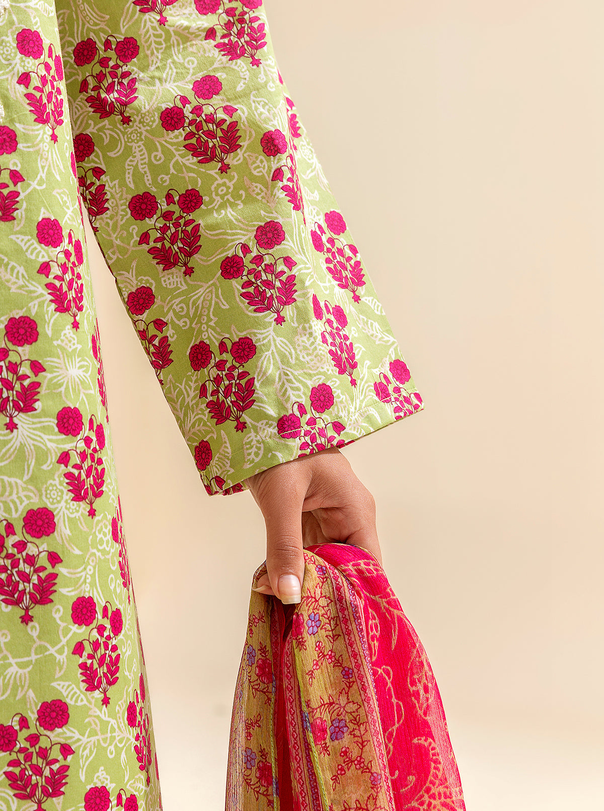 3 PIECE EMBROIDERED LAWN SUIT - MEADOW GRASS BT-MORBAGH SU_24   