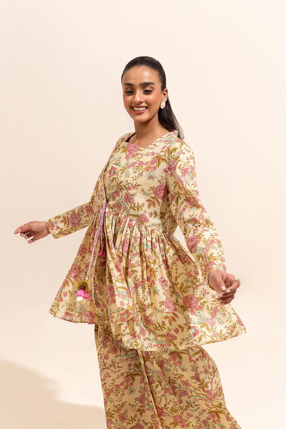 2 PIECE PRINTED LAWN SUIT-GOLDEN GLOW (UNSTITCHED)