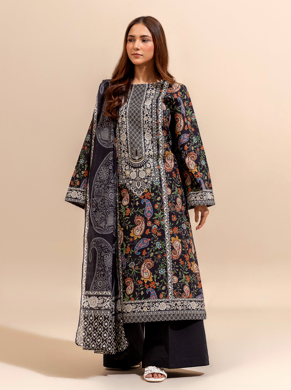 2 PIECE PRINTED LAWN SUIT-ROYAL SYMMETRY BT-MORBAGH SU_24   