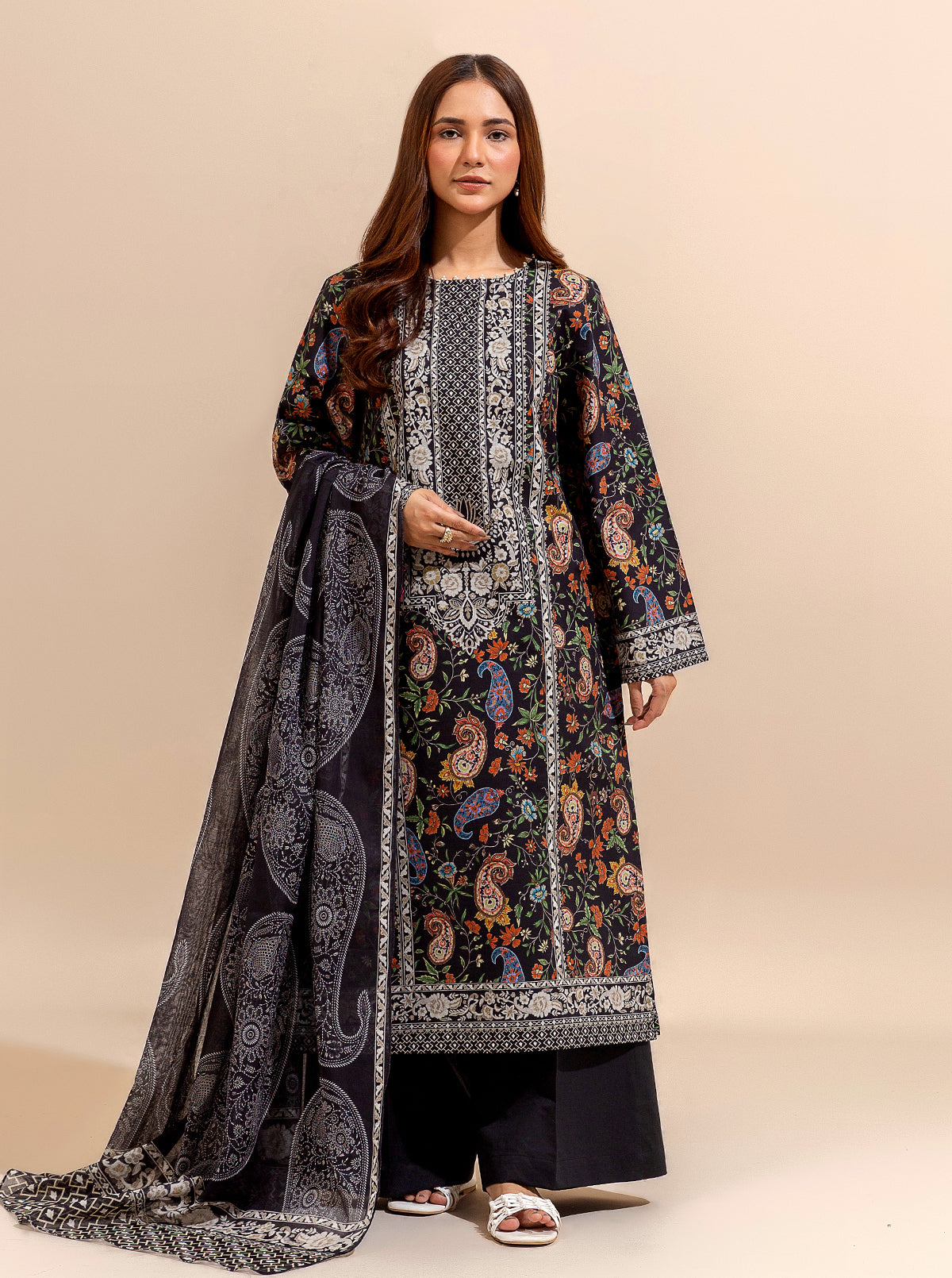 2 PIECE PRINTED LAWN SUIT-ROYAL SYMMETRY BT-MORBAGH SU_24   