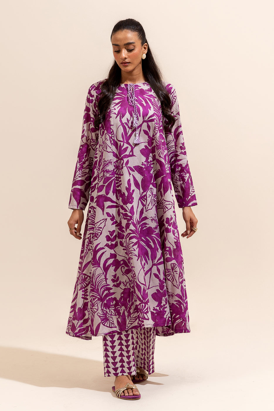 2 PIECE PRINTED LAWN SUIT-VIVID IMAGINATION (UNSTITCHED)