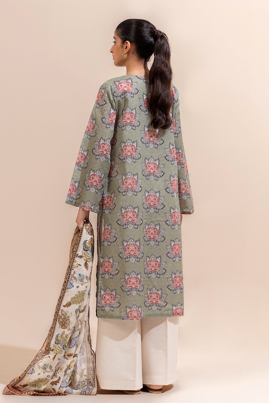 2 PIECE PRINTED LAWN SUIT-MYSTERY GARDEN (UNSTITCHED)