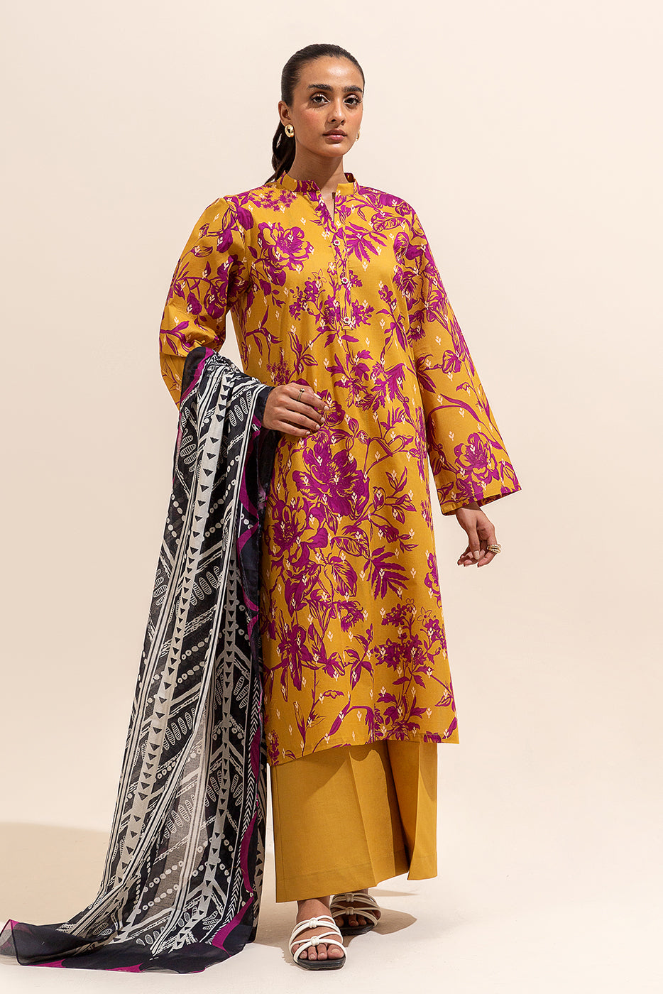 3 PIECE PRINTED LAWN SUIT-MANGO SANGRIA (UNSTITCHED)