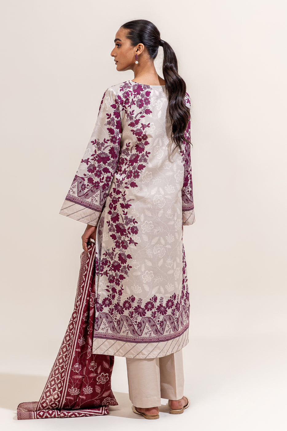 3 PIECE PRINTED LAWN SUIT-REGAL ROSEWOOD (UNSTITCHED)