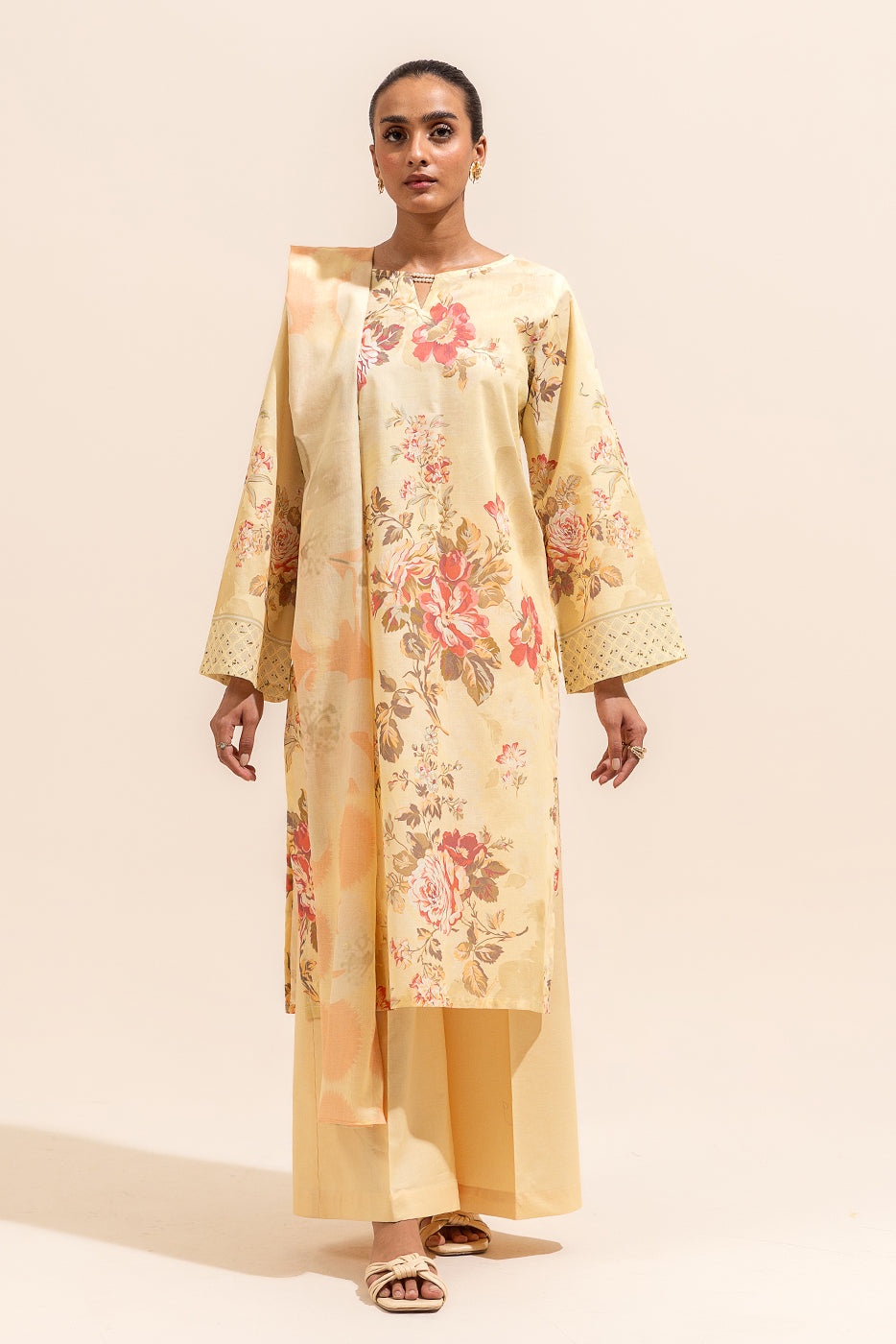 3 PIECE PRINTED LAWN SUIT-VINTAGE VEIL (UNSTITCHED)