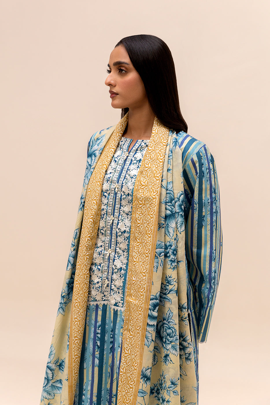 3 PIECE EMBROIDERED LAWN SUIT-FLORAL AZURE (UNSTITCHED)