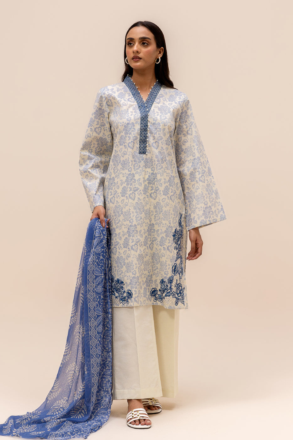 3 PIECE EMBROIDERED LAWN SUIT-CREAM DREAM (UNSTITCHED)
