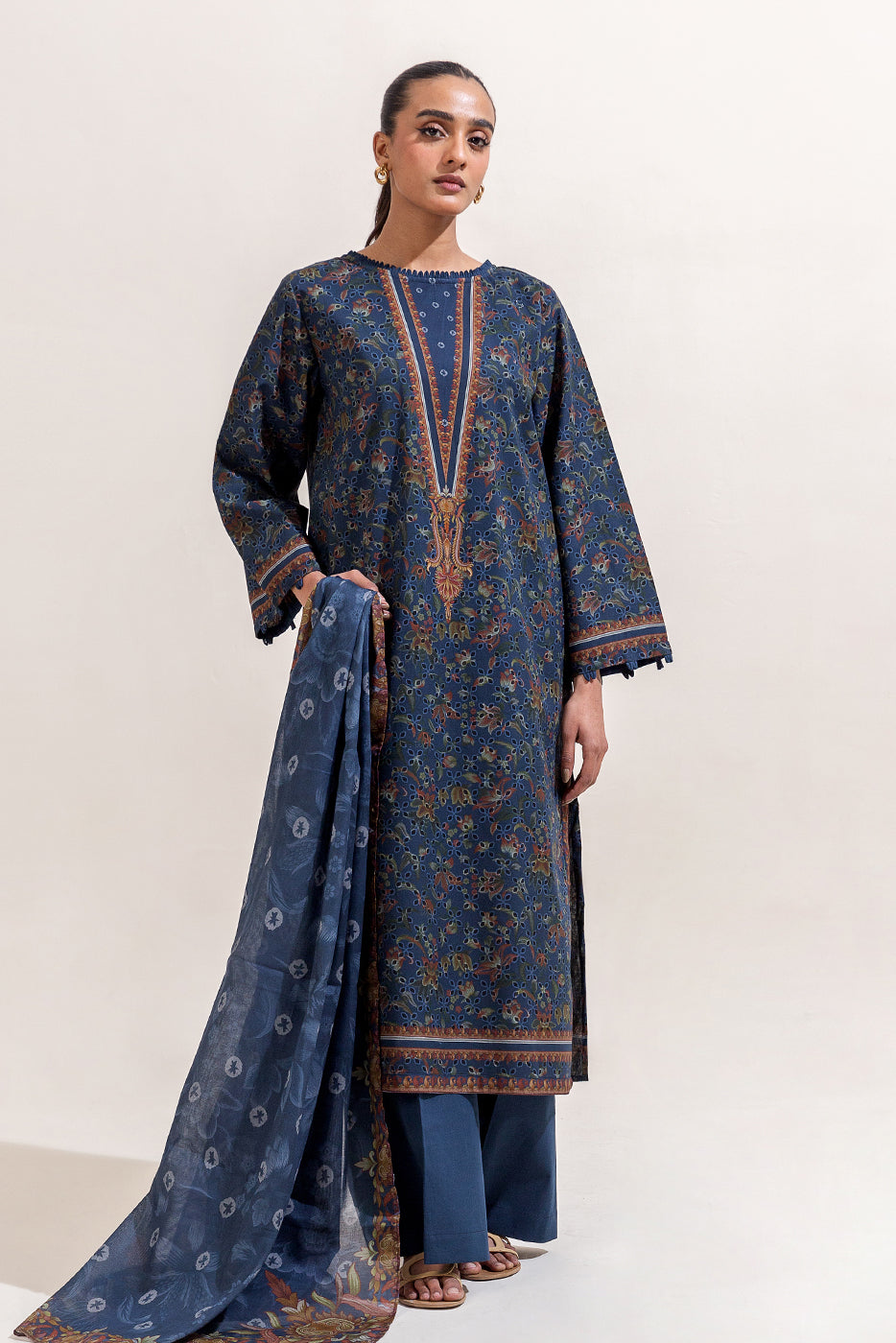 3 PIECE PRINTED LAWN SUIT-FLORAL MEADOW (UNSTITCHED)