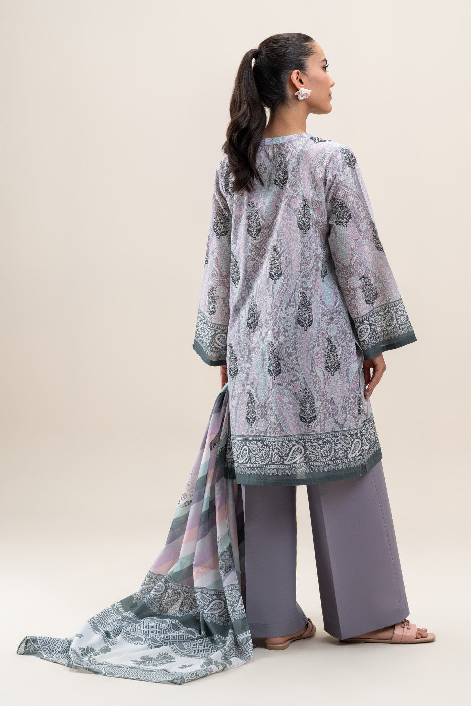 3 PIECE PRINTED LAWN SUIT-LAVENDER FLORET (UNSTITCHED)