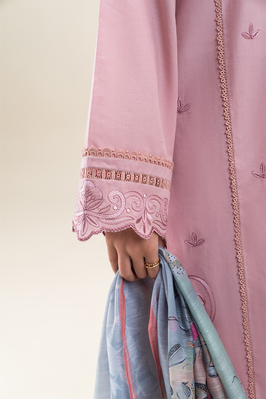 3 PIECE EMBROIDERED LAWN SUIT-PORCELAIN TALE (UNSTITCHED)