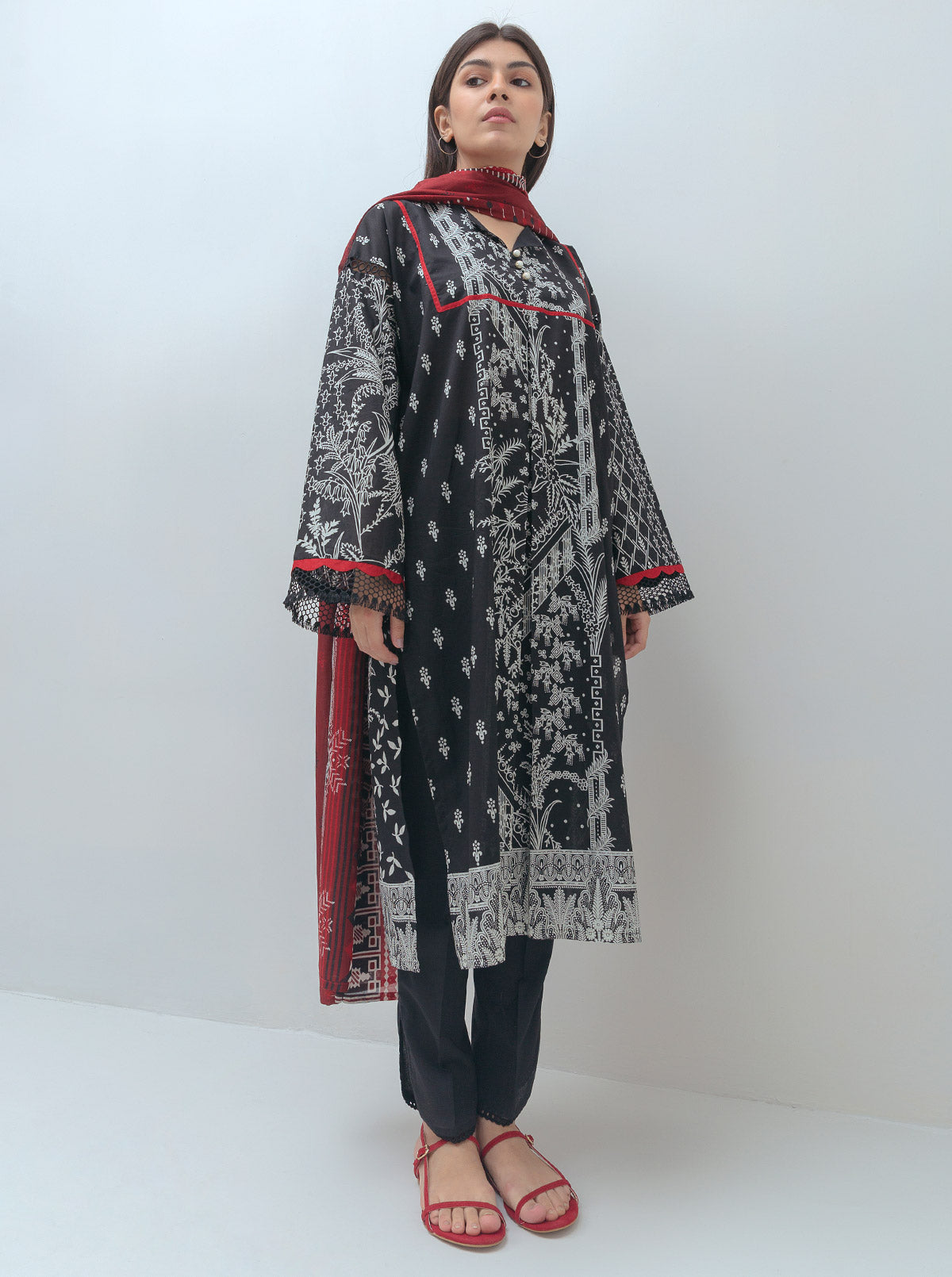 Botanical Black-Printed-3P MORBAGH SU_21   