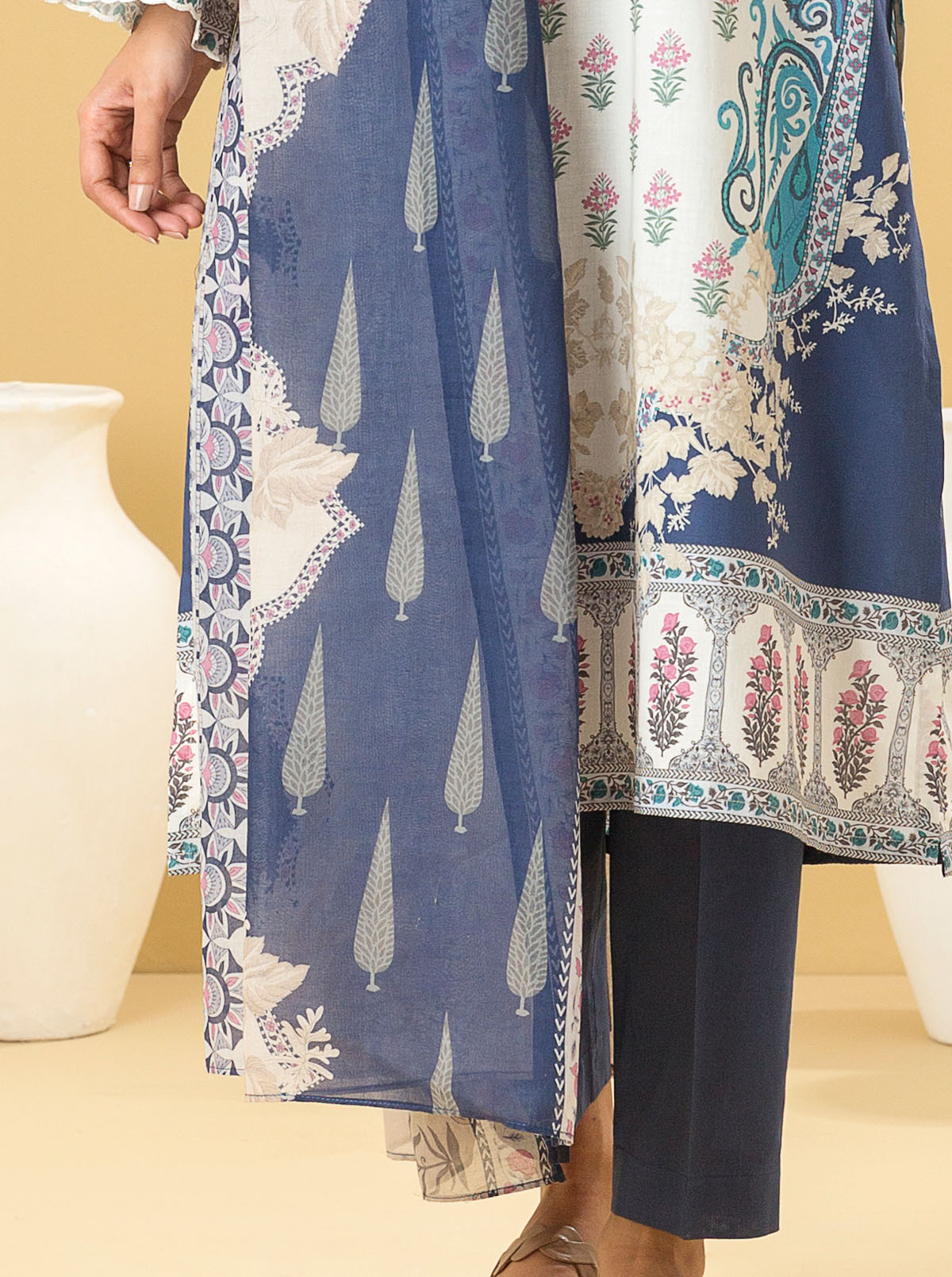 3 PIECE - PRINTED LAWN SUIT - ORIENTAL ESCAPE MORBAGH SU_22   