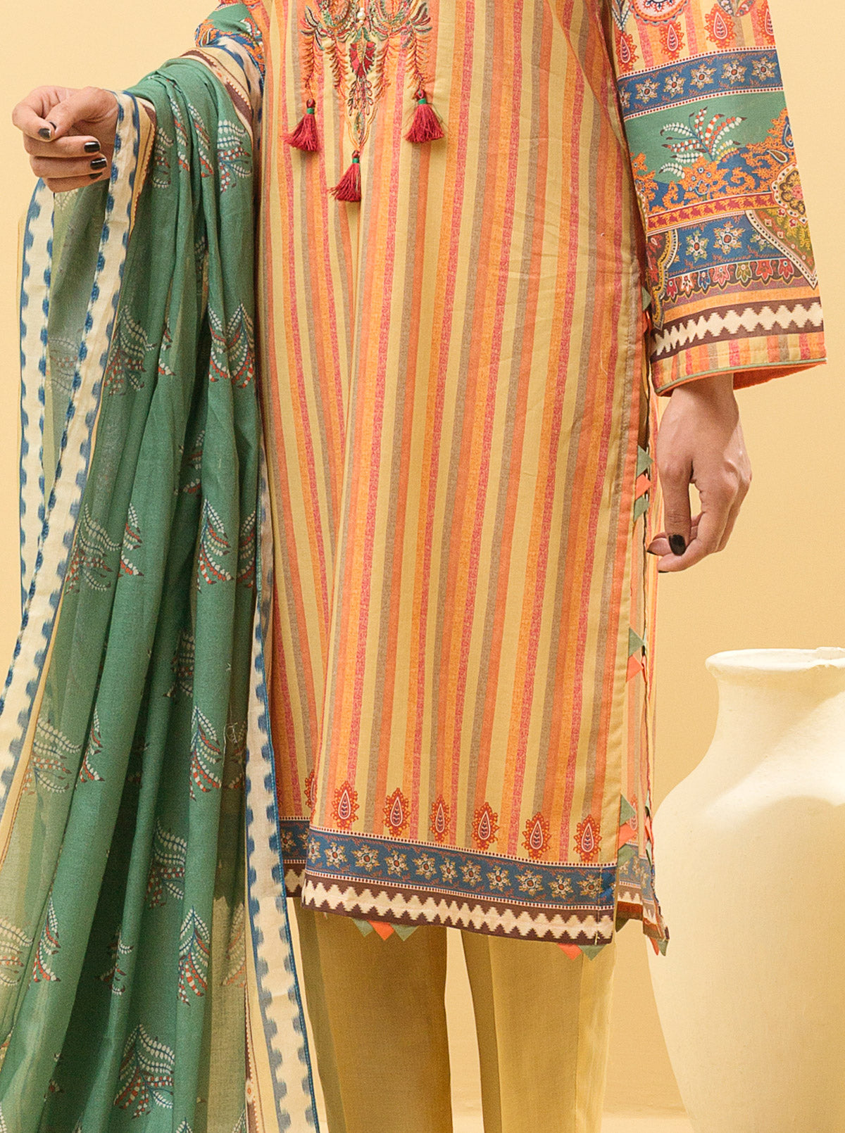 3 PIECE - EMBROIDERED LAWN SUIT - ORNAMENTAL ALLURE MORBAGH SU_22   
