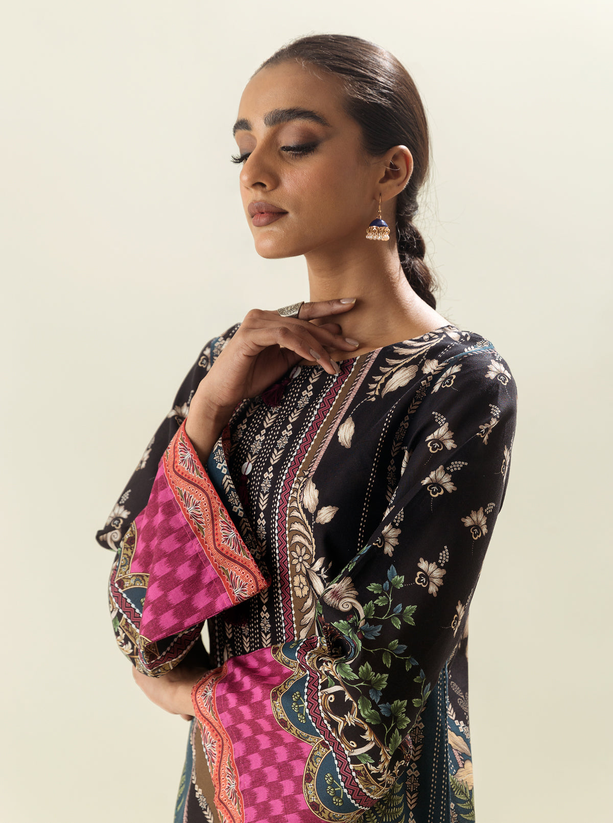 1 PIECE - PRINTED LAWN SHIRT - ROCOCO DREAM MORBAGH SU_23   