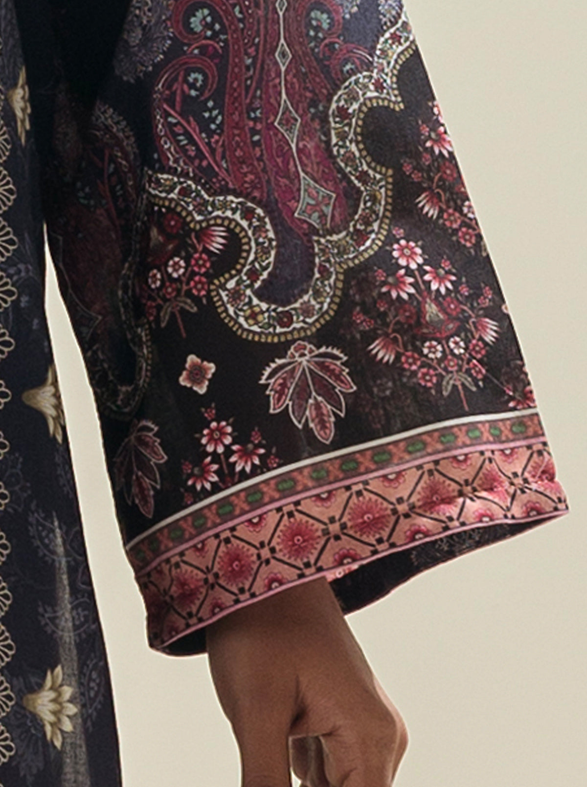 1 PIECE - PRINTED LAWN SHIRT - MOTIF MAJESTY MORBAGH SU_23   