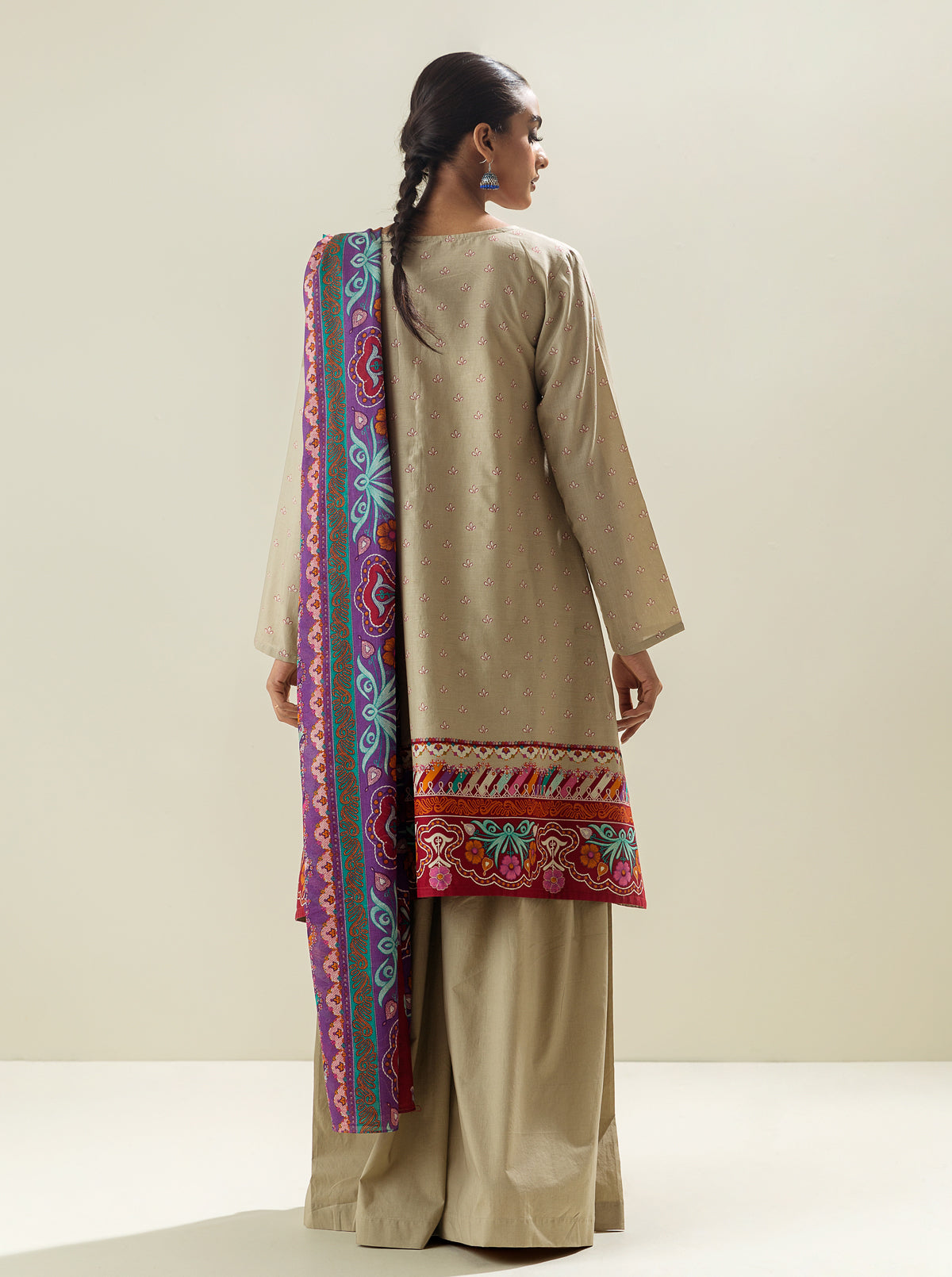 2 PIECE - EMBROIDERED LAWN SUIT - IVORY TALE MORBAGH SU_23   