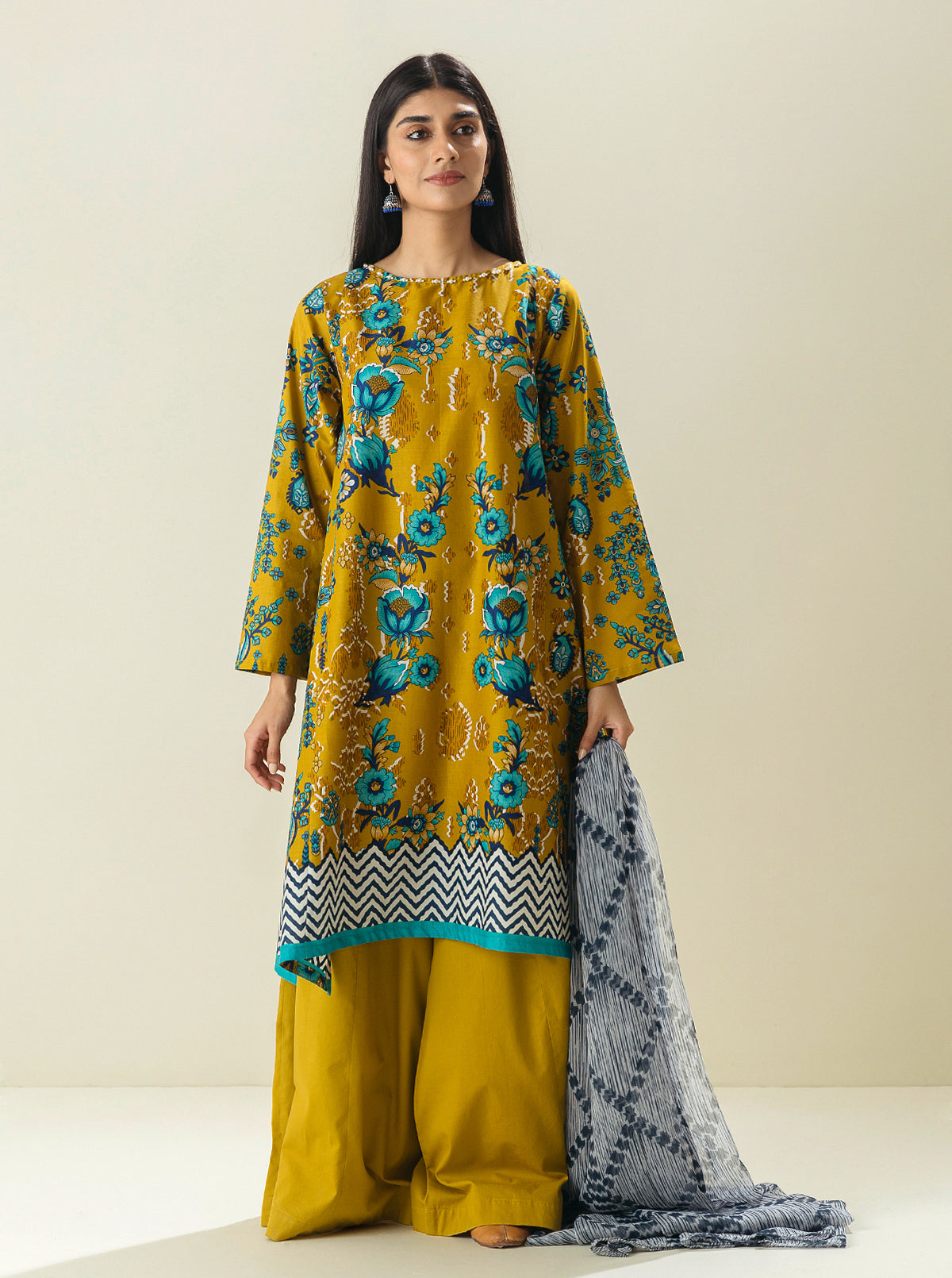 2 PIECE - PRINTED LAWN SUIT - PORCELAIN DREAMS MORBAGH SU_23   