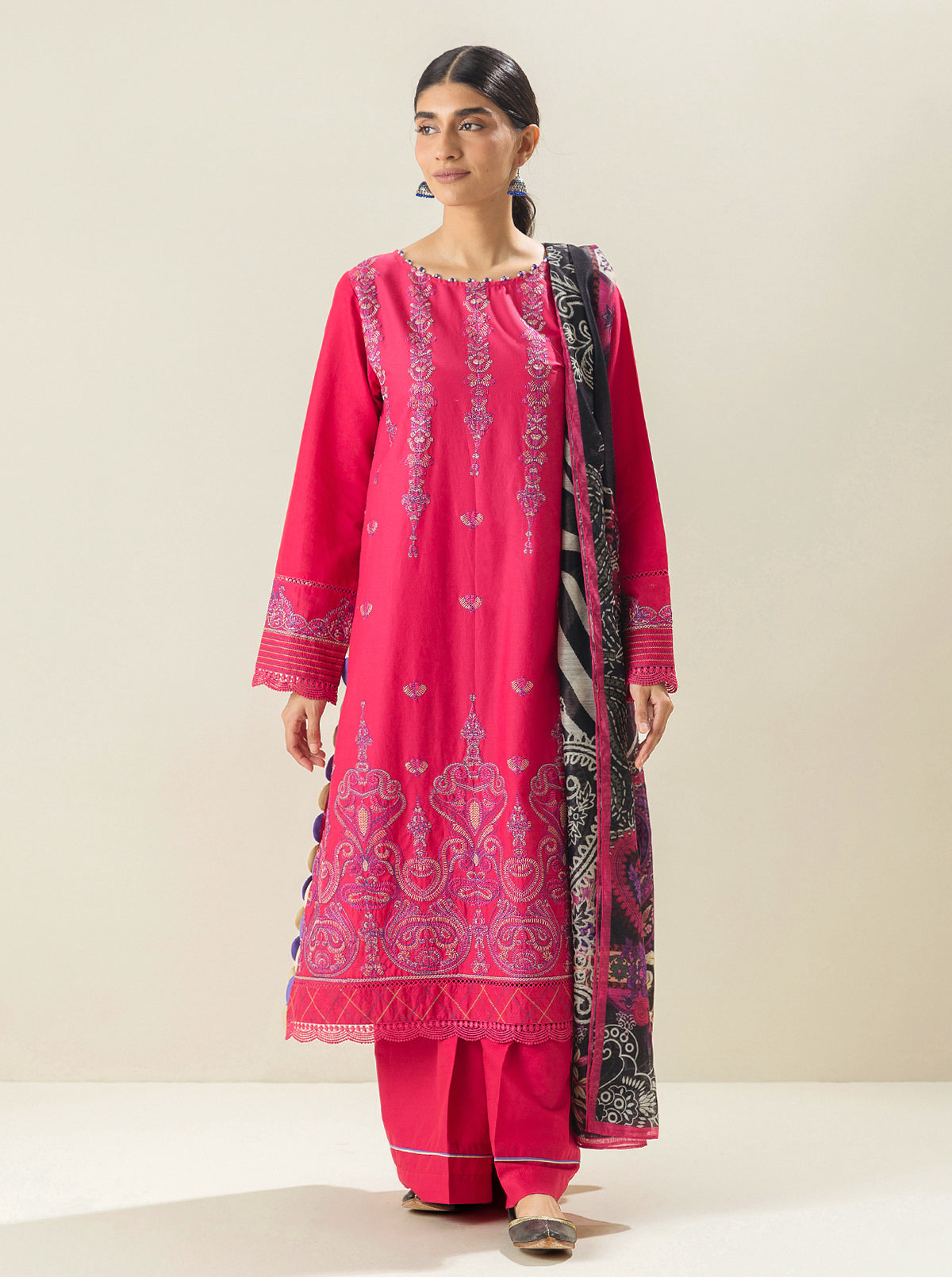 3 PIECE - EMBROIDERED LAWN SUIT - FUCHSIA GRACE MORBAGH SU_23   